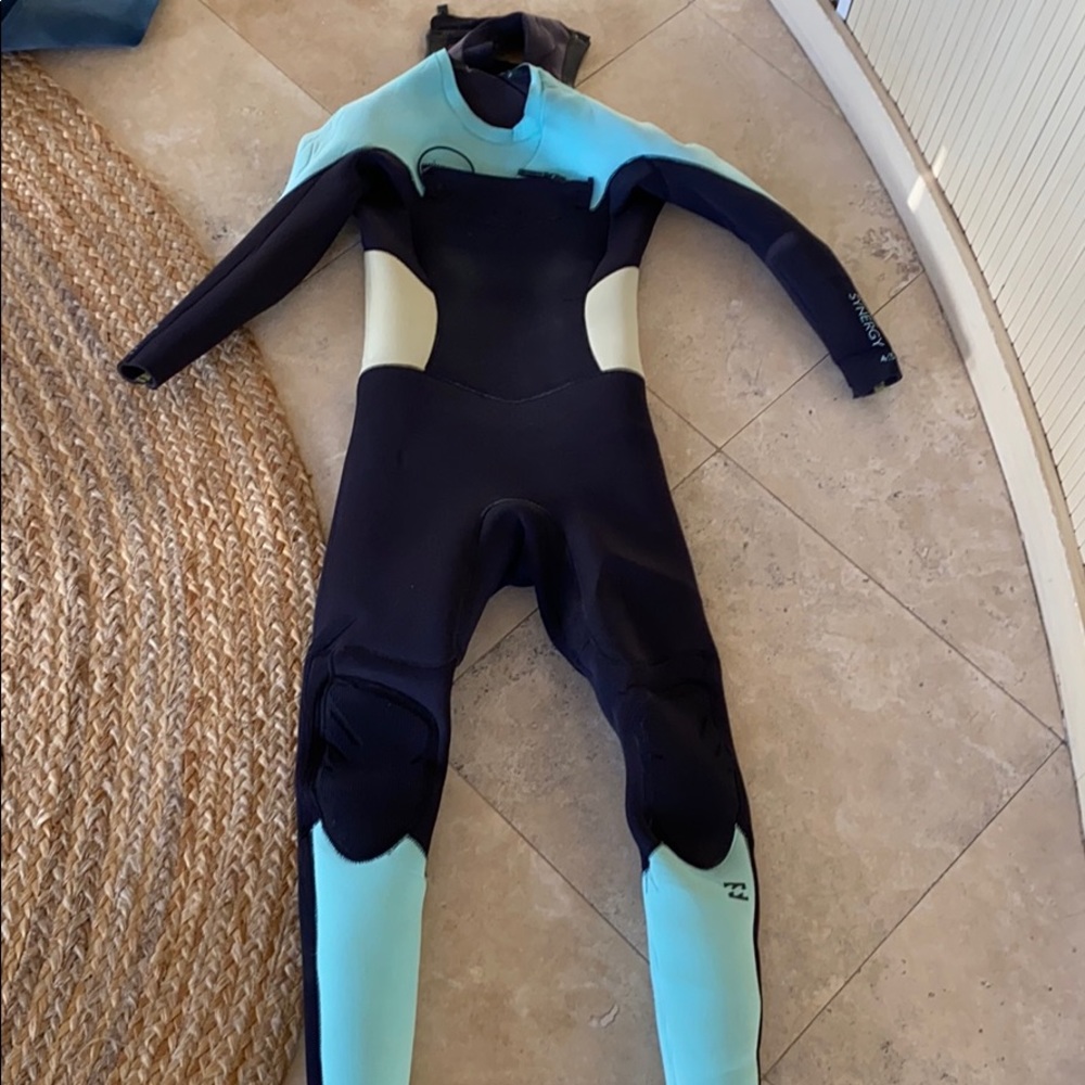 Full body wetsuit